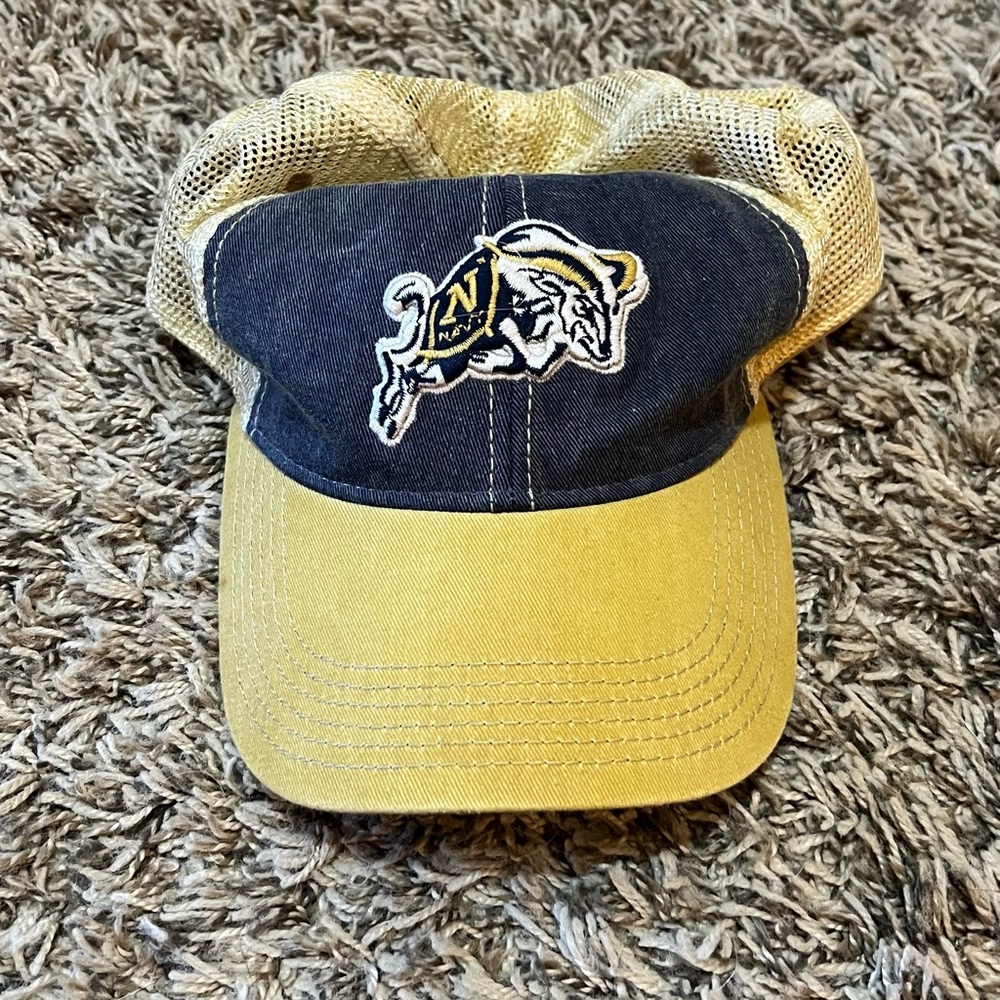 Navy Midshipmen Legacy Navy and Gold Mesh Cap